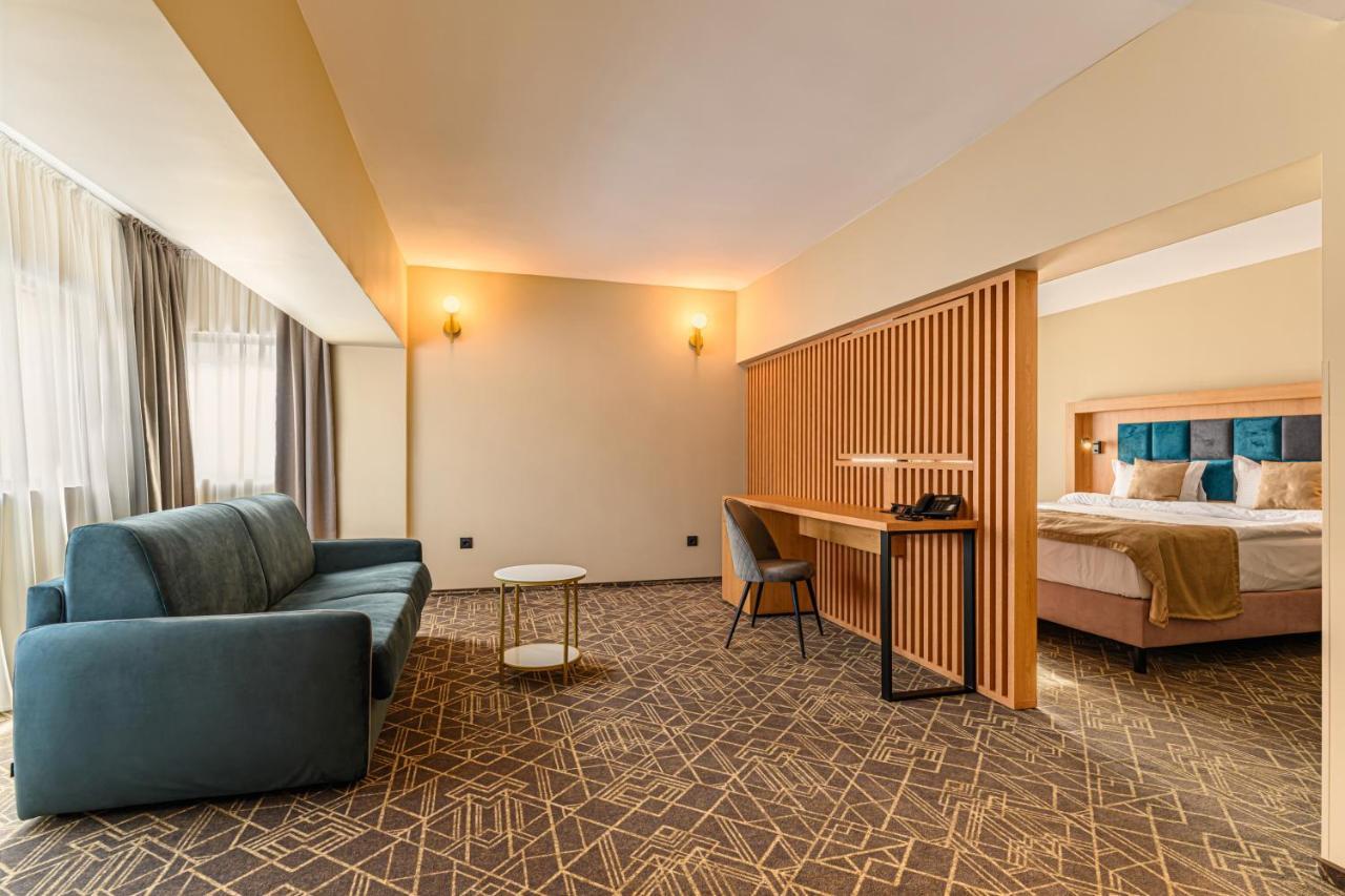 Hotel Central Pascani Ngoại thất bức ảnh