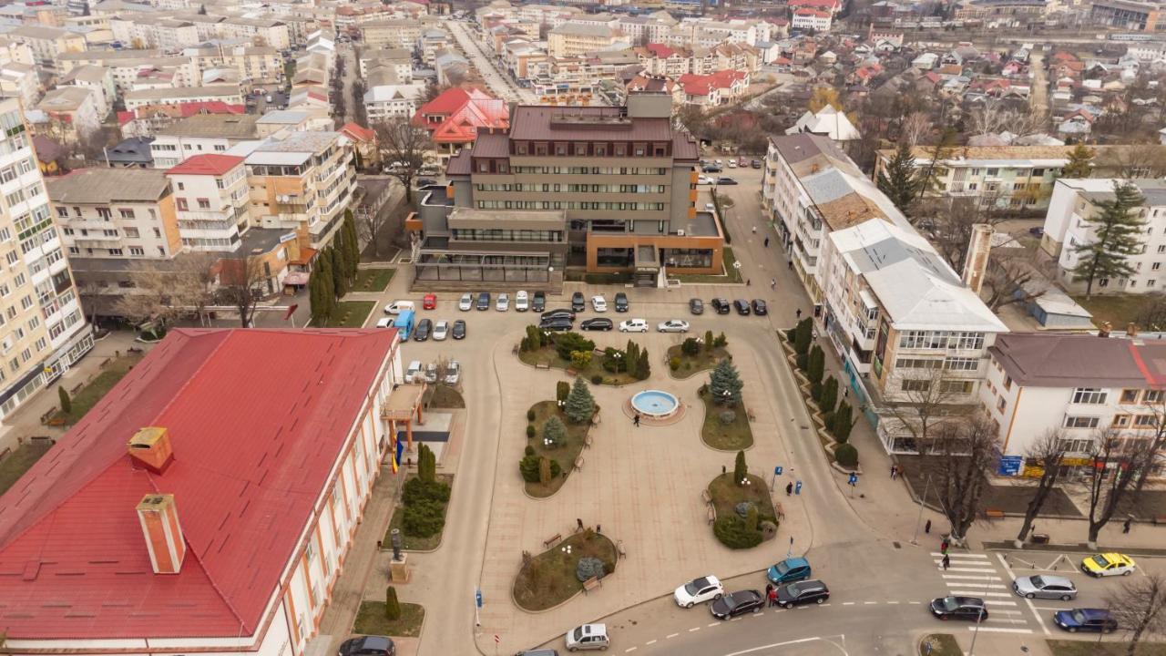 Hotel Central Pascani Ngoại thất bức ảnh
