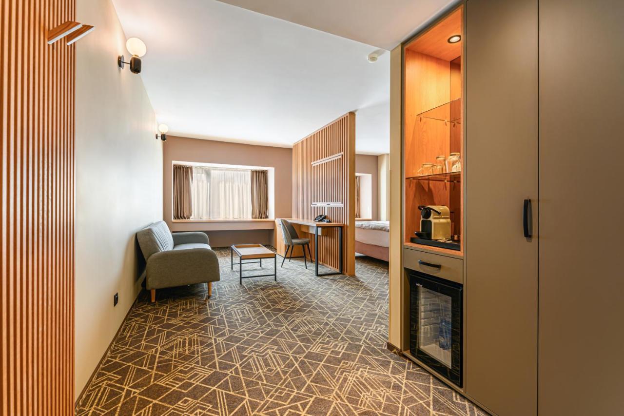 Hotel Central Pascani Ngoại thất bức ảnh