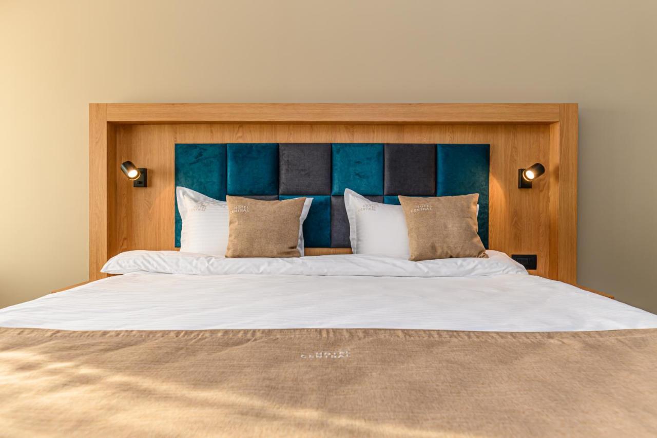 Hotel Central Pascani Ngoại thất bức ảnh