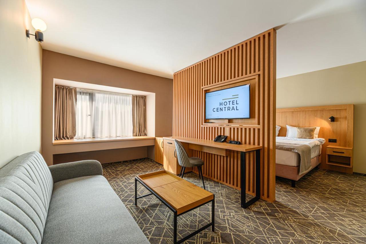Hotel Central Pascani Ngoại thất bức ảnh