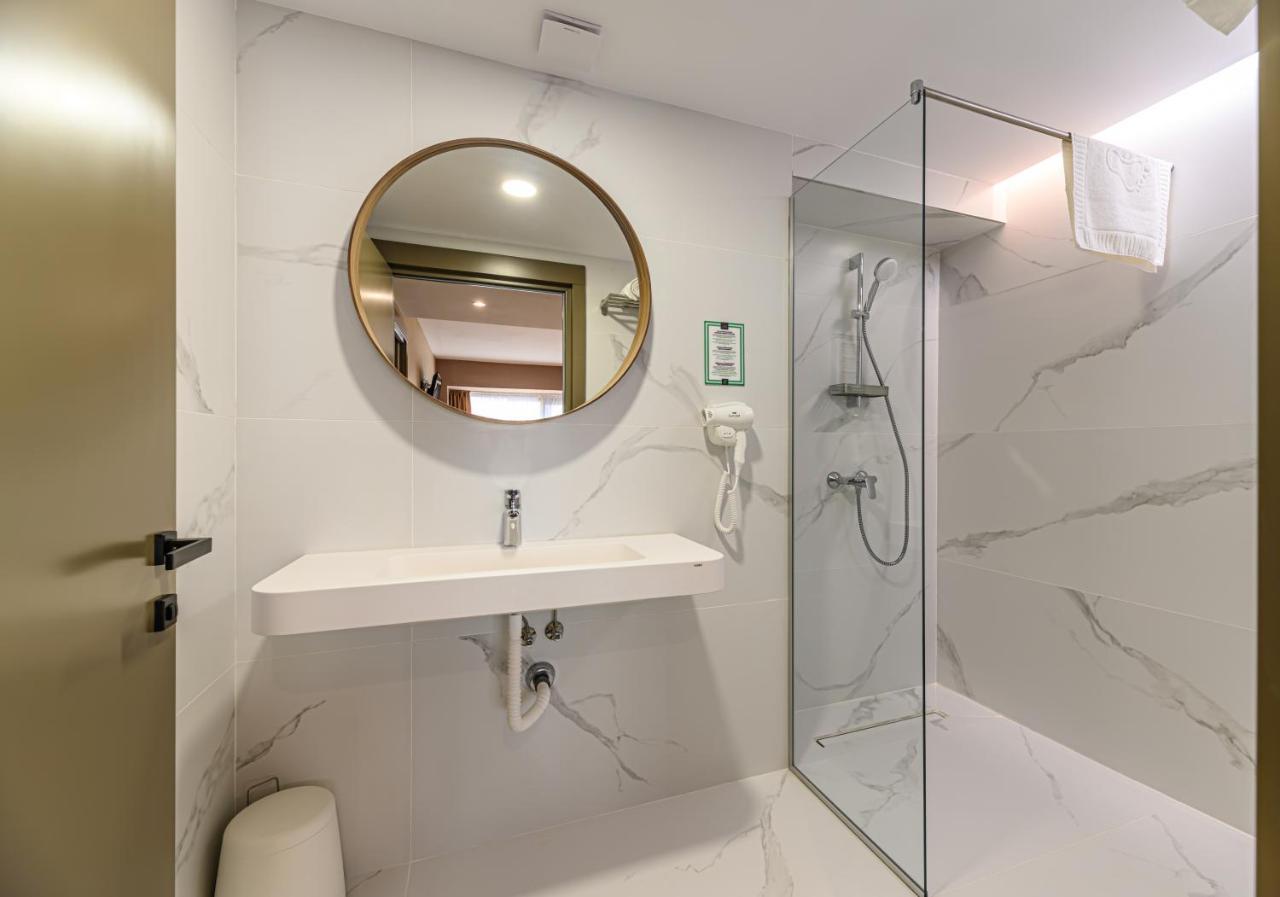 Hotel Central Pascani Ngoại thất bức ảnh