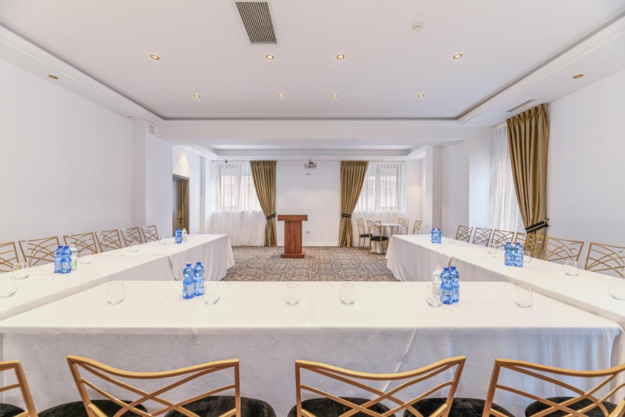 Hotel Central Pascani Ngoại thất bức ảnh